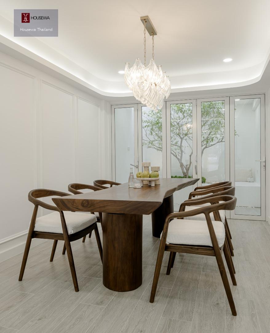 Aescape ปรีดี–เอกมัย (Artiar)