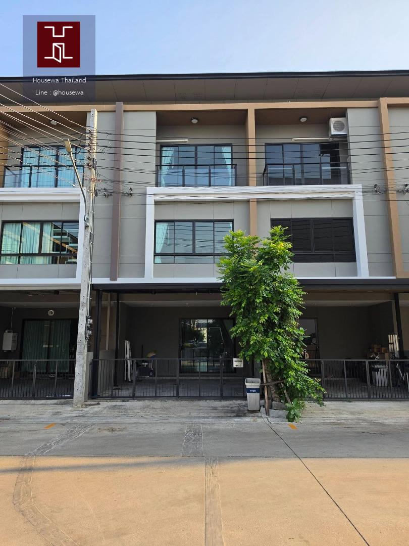 Premium Place Phaholyothin–Ramintra – Townhome for Rent