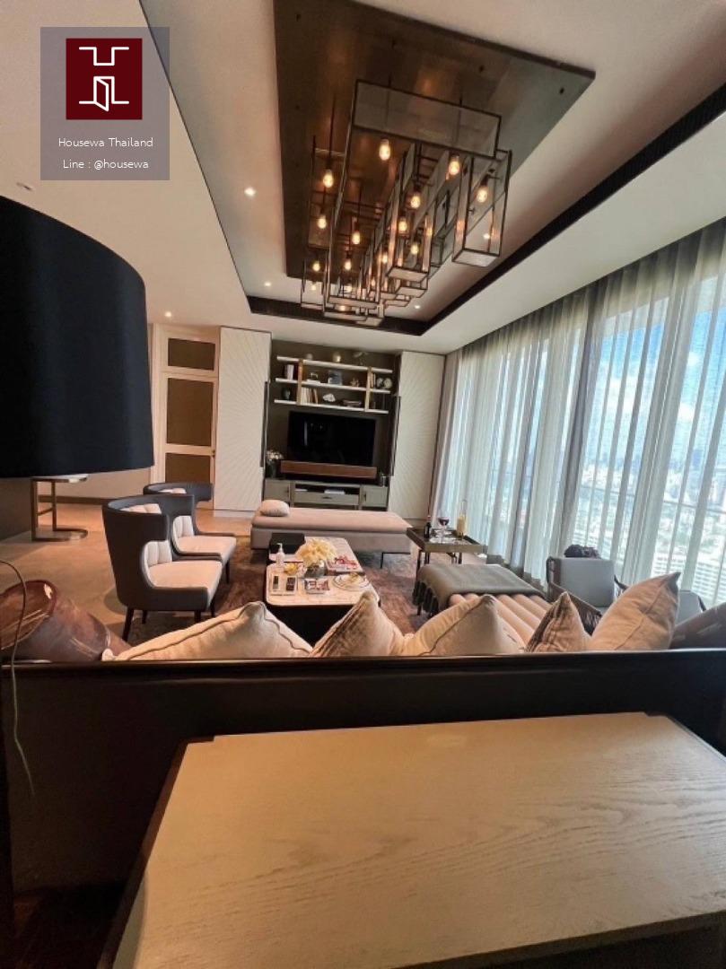  The Residences at Mandarin Oriental