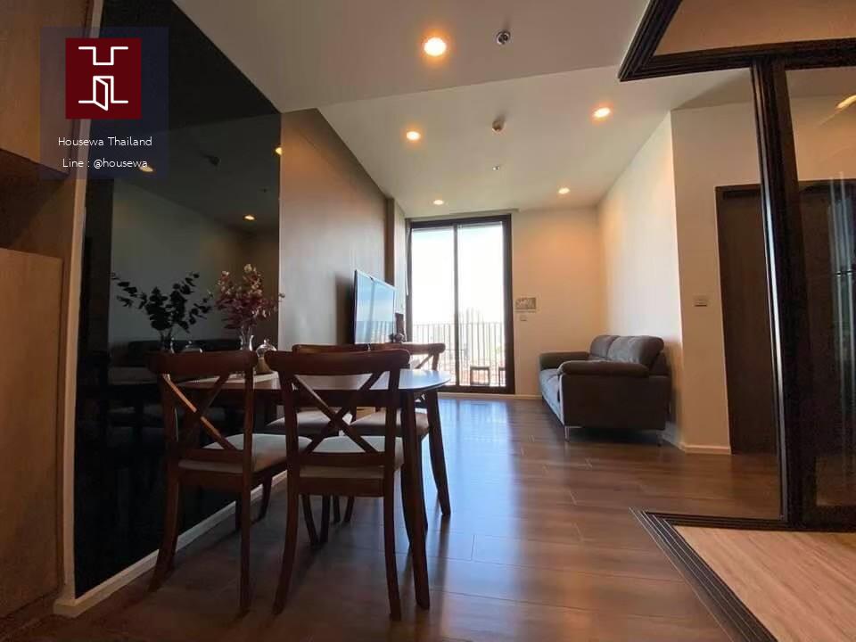 Whizdom Essence Sukhumvit 