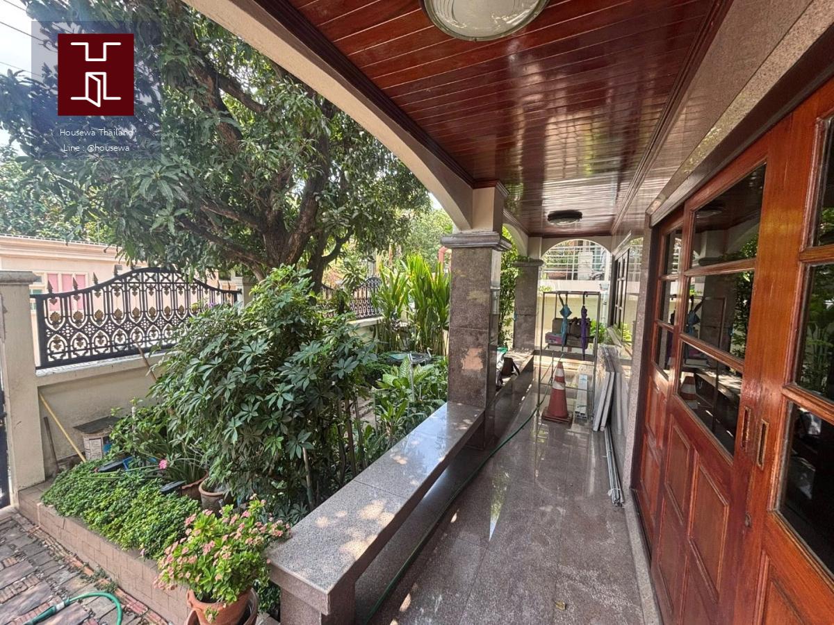 บ้านเดี่ยวในหมู่บ้านผกามาศ | สุขุมวิท 71 (ปรีดี 14)