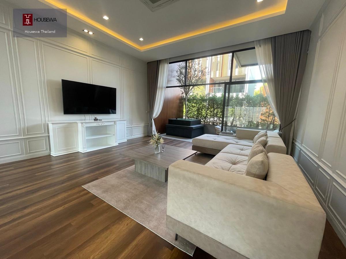 Luxury Townhome 4 ห้องนอน – The Park Lane Sukhumvit 105
