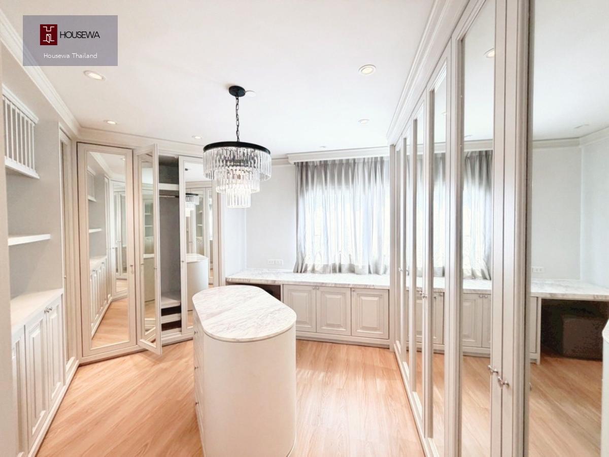 Sathorn Gardens Condominium