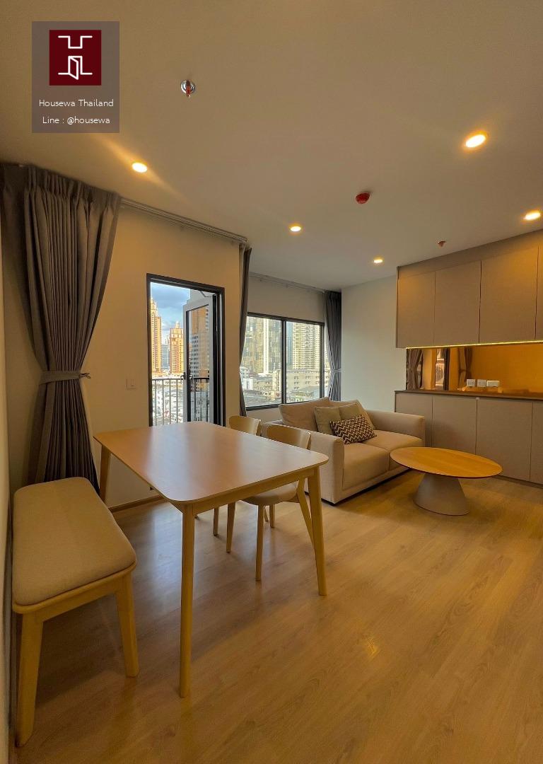 Life Rama 4 – Asoke Condominium