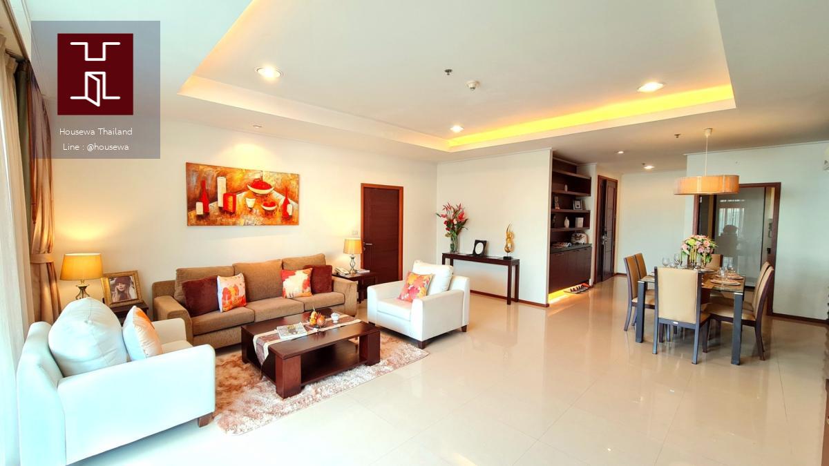  Piyathip Place, Sukhumvit Soi 39 (Phrom Phong)