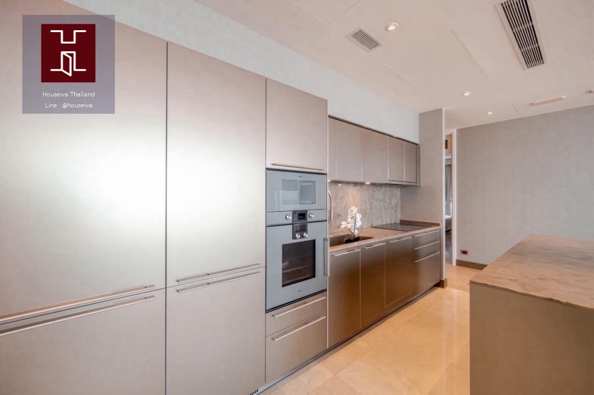 The Residences at Mandarin Oriental