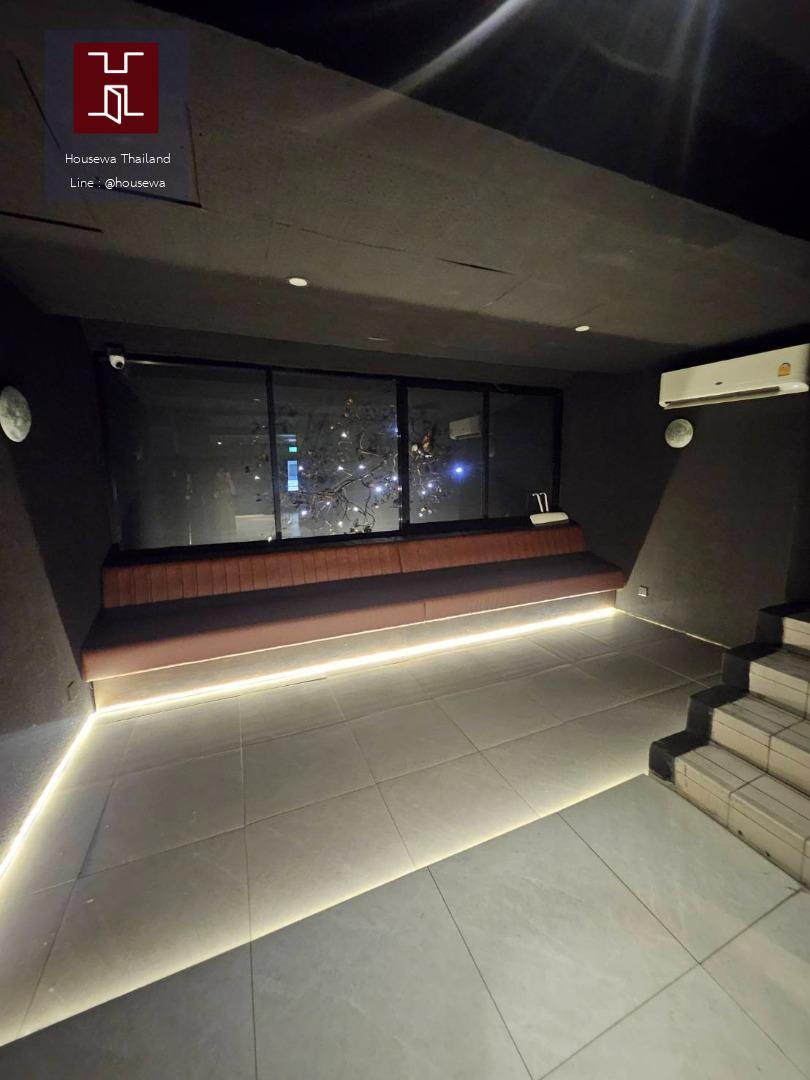 Commercial Space ให้เช่า – Park Avenue เอกมัย