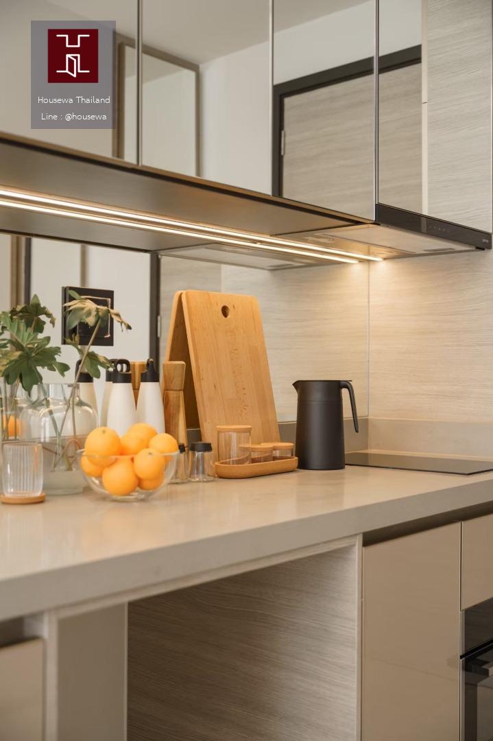 The Crest Park Residences