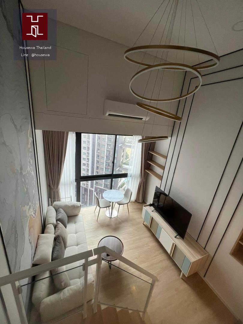 Landmark @MRTA Station (Siamese Rama 9)