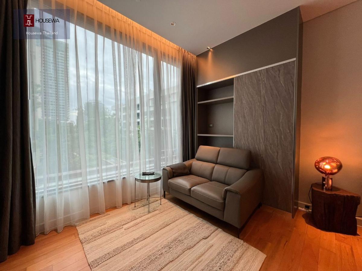  Sindhorn Residence Langsuan 