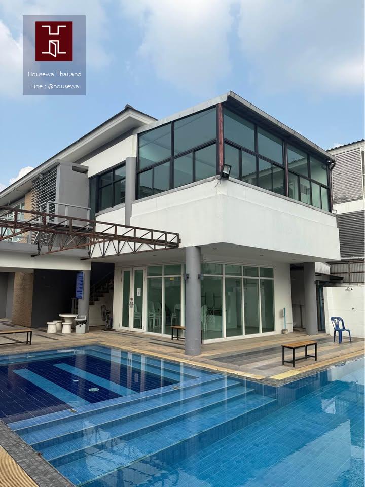  ให้เช่า – อาคารกระจกวิวสระ หน้าหมู่บ้าน | หลักสี่ กรุงเทพฯ