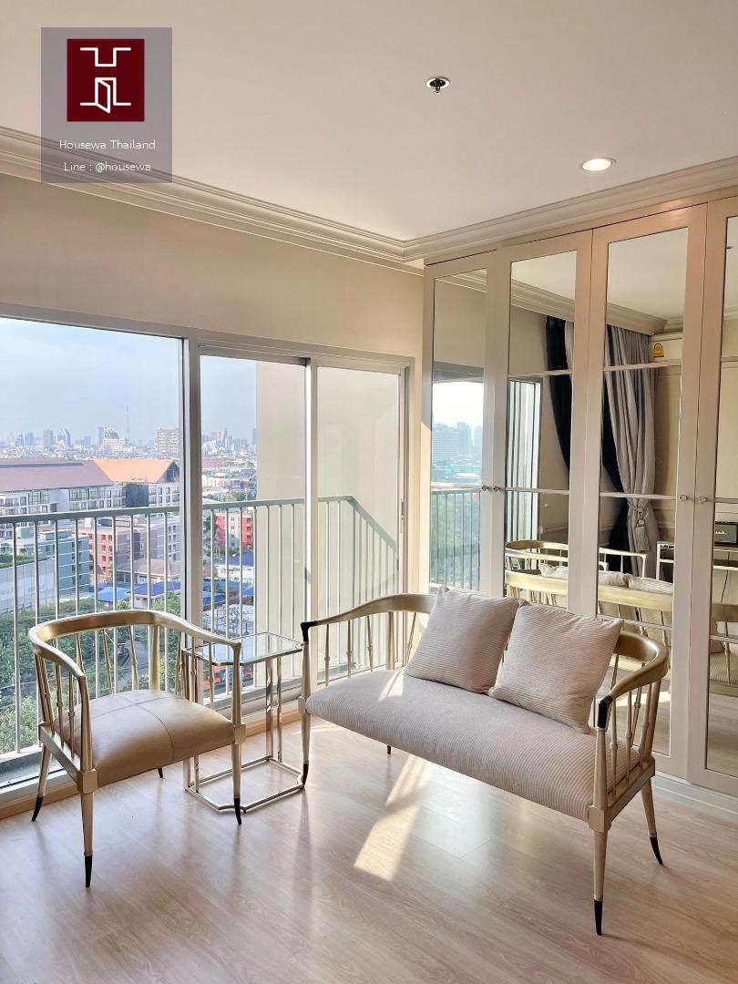 Noble Revolve Ratchada 1