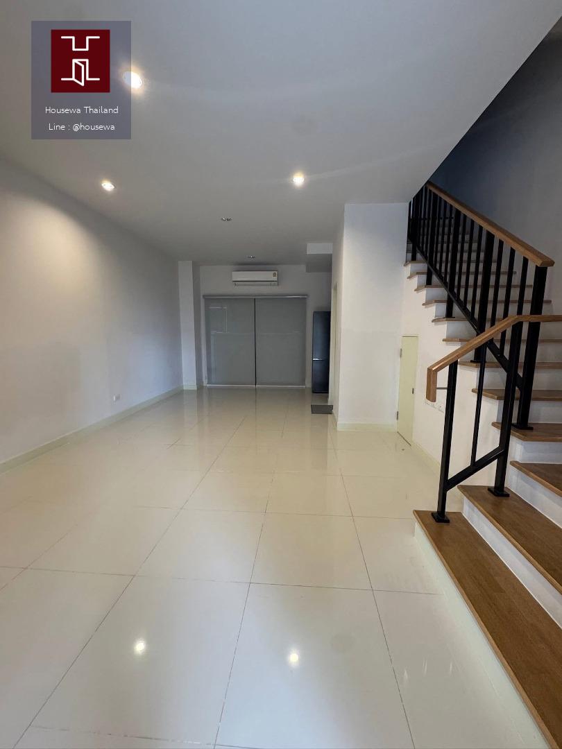  บ้านกลางเมือง บางนา–วงแหวน