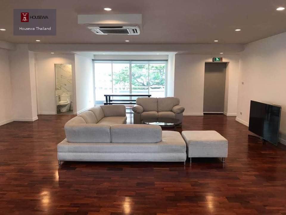  Pet Friendly @ ทองหล่อ