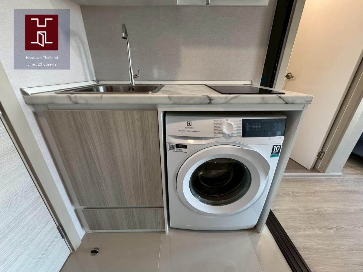 BROMPTON SAMRONG STATION