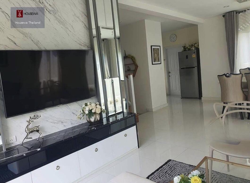 ** Passorn Prestige Luxe, Pattanak