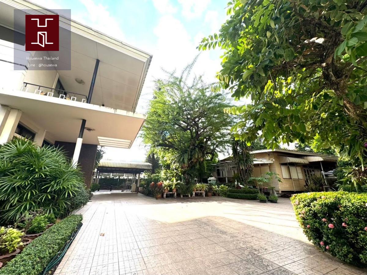 บ้านพร้อมที่ดิน เอกมัย 28