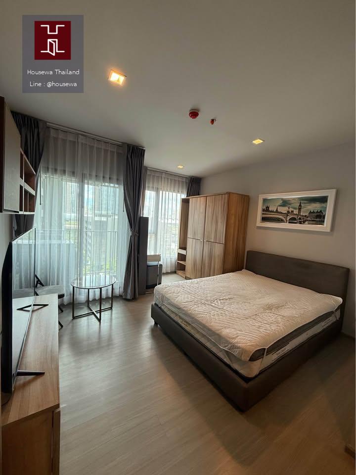 Life Asoke Rama 9 