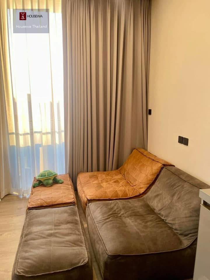 The Crest Park Residences