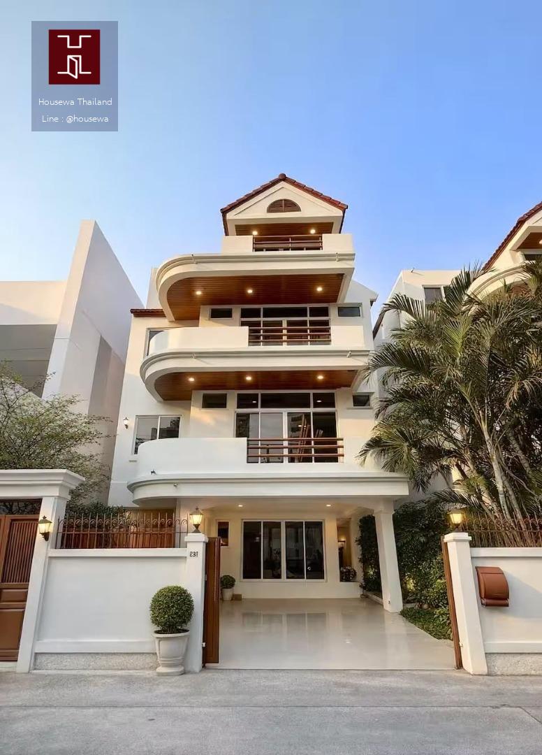  บ้านเดี่ยว 5 ห้องนอน สุขุมวิท 31 ใกล้ BTS พร้อมพงษ์