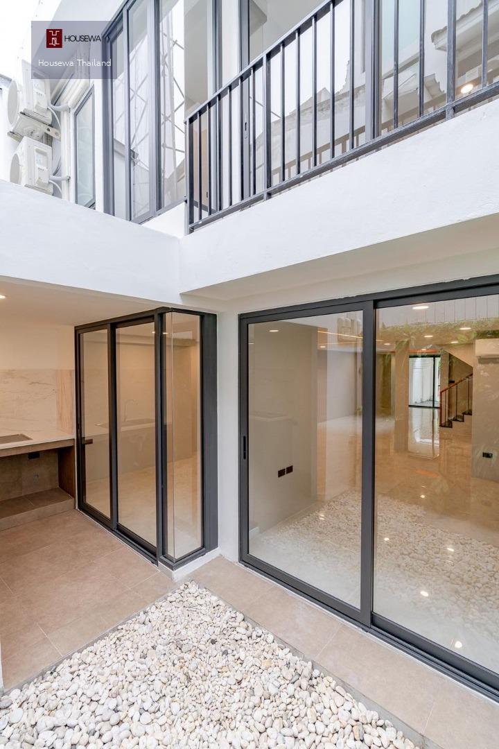 ขายทาวน์โฮม | เอกมัย ซอย 12