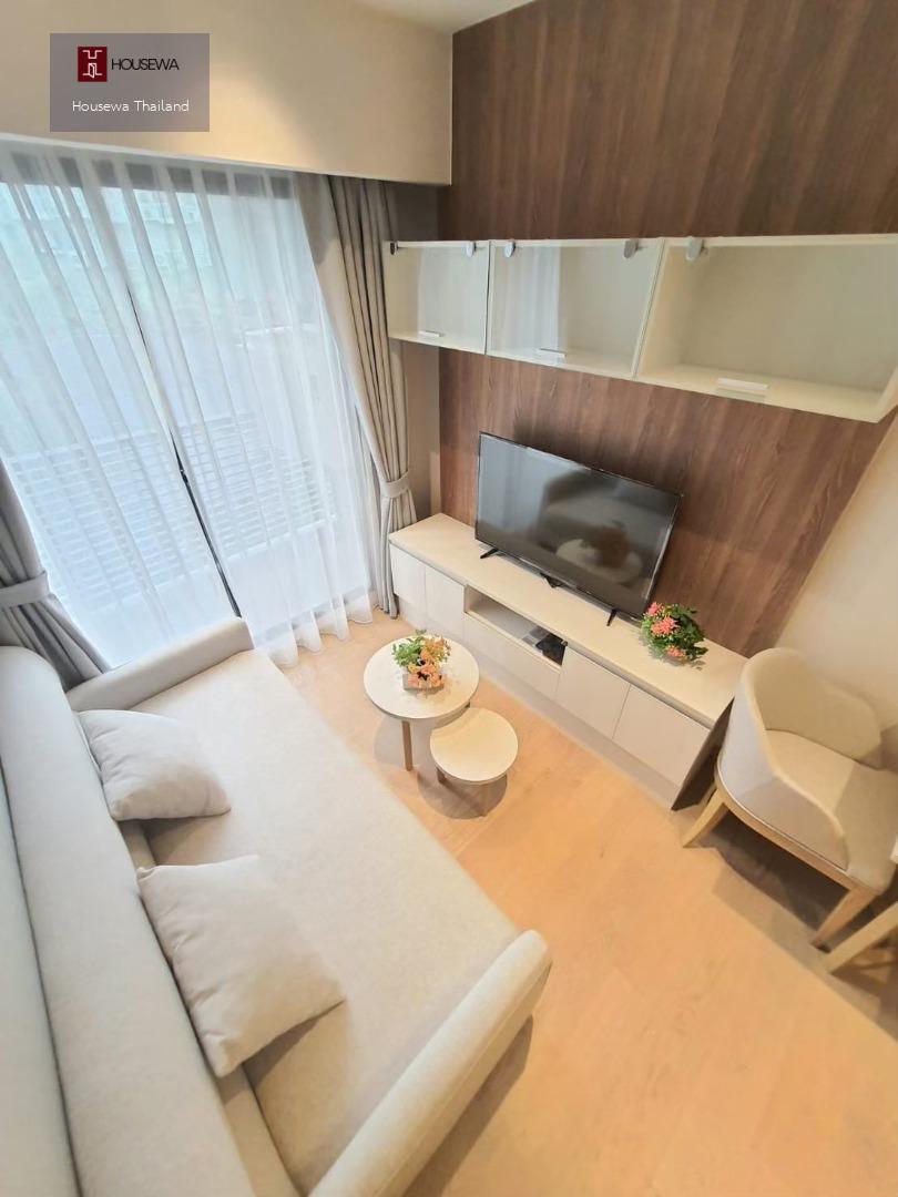 Runesu Thonglor 5 (รูเนะสุ ทองหล่อ 5)