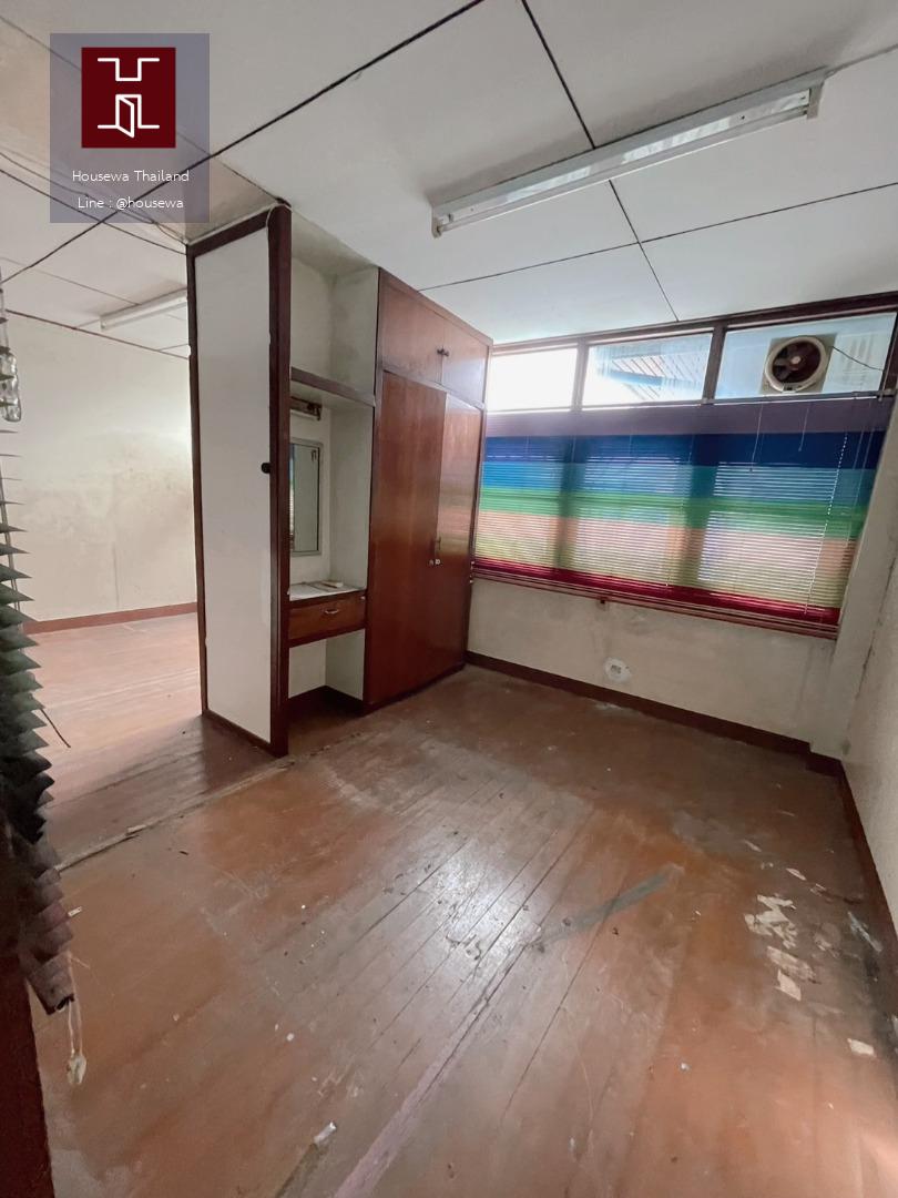 ให้เช่าอาคารทำเลทอง ใกล้ถนนข้าวสาร – เหมาะลงทุนทำ Homestay / Café