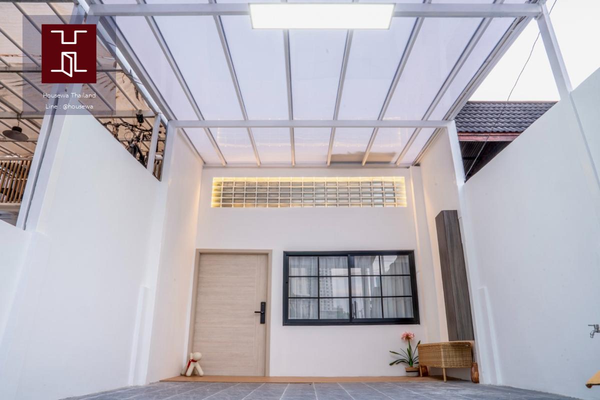 ให้เช่า ทาวน์โฮมรีโนเวทใหม่ สุขุมวิท 71 (พระโขนง) 