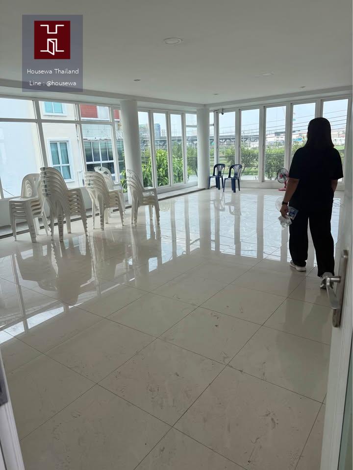  ให้เช่า – อาคารกระจกวิวสระ หน้าหมู่บ้าน | หลักสี่ กรุงเทพฯ