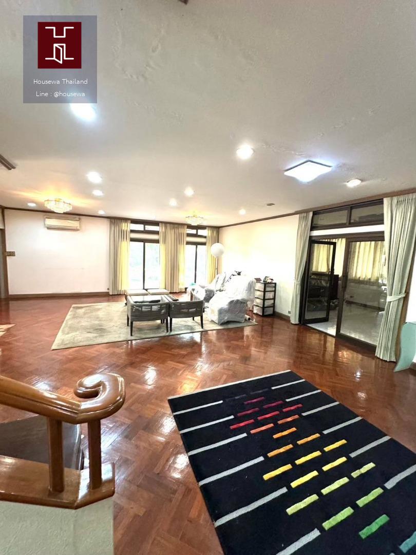 บ้านพร้อมที่ดิน เอกมัย 28