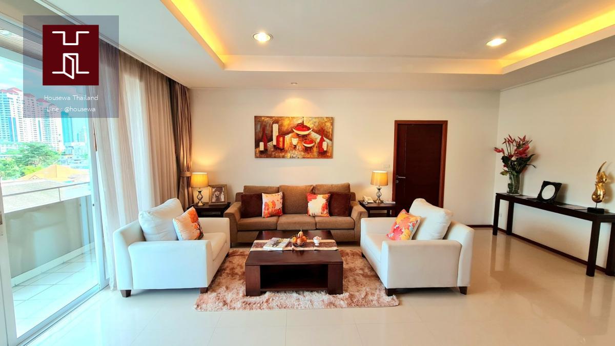  Piyathip Place, Sukhumvit Soi 39 (Phrom Phong)