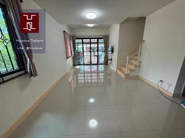 The Connect 27 เฉลิมพระเกียรติ ร.9 ซอย 67