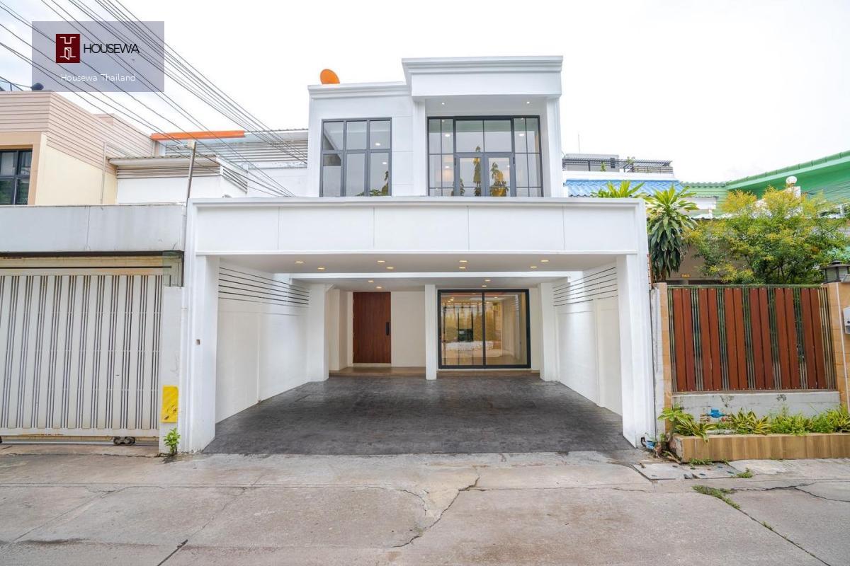 ขายทาวน์โฮม | เอกมัย ซอย 12