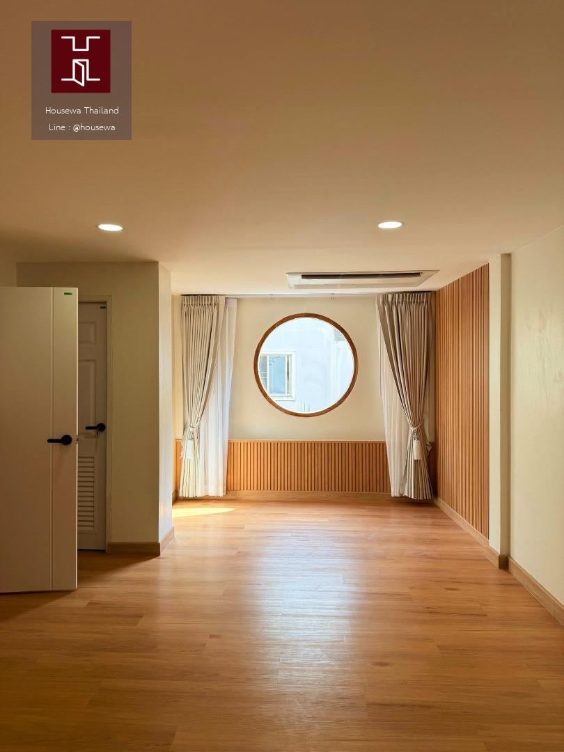 ปล่อยเช่า ทาวน์โฮม 4 ชั้น ทำเลสาทร 