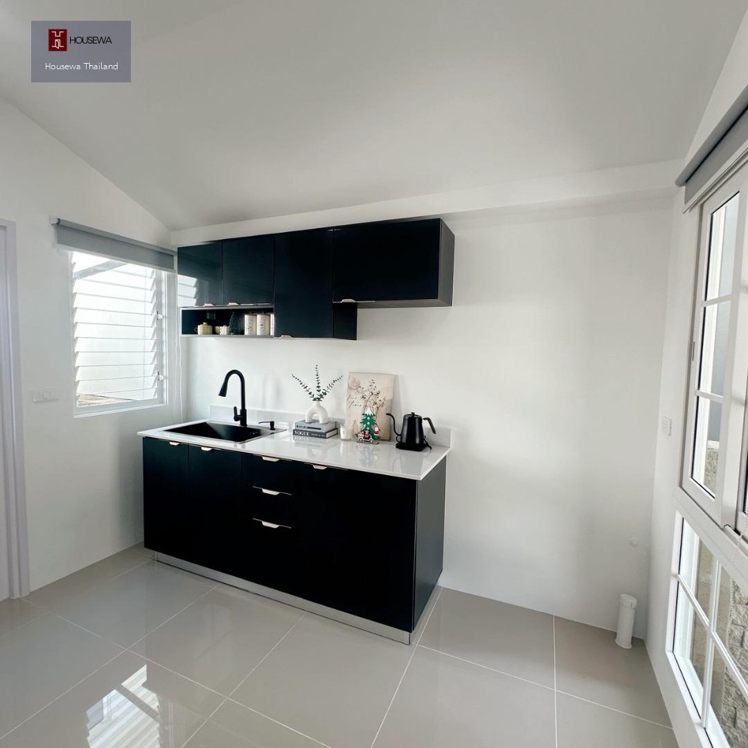 Golden Neo Sukhumvit–Lasalle