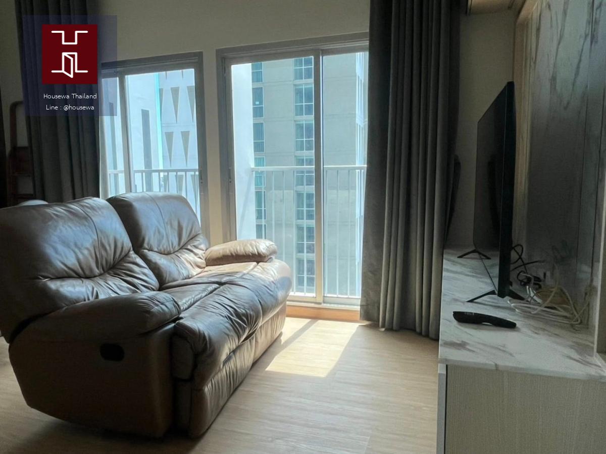 Noble Revolve Ratchada 1