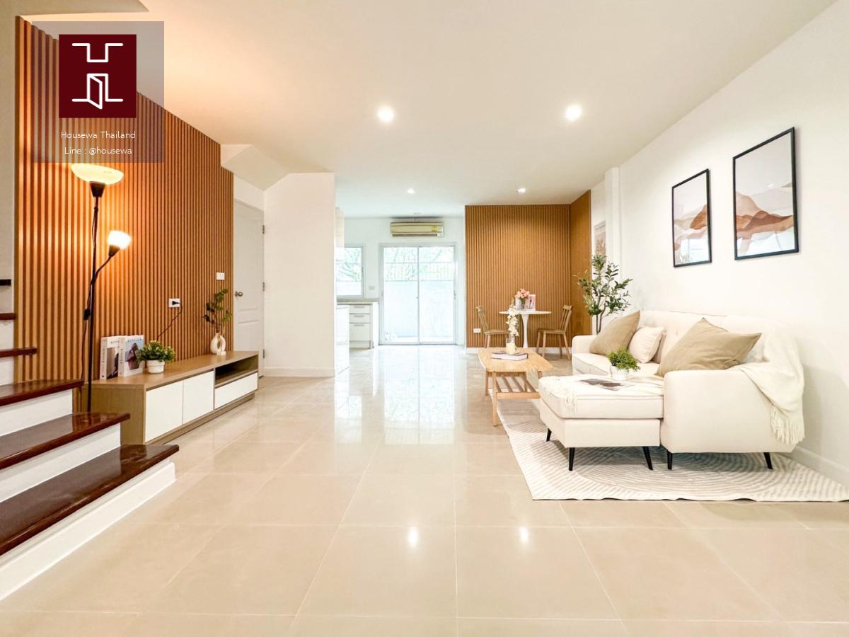 ทาวน์โฮม “เดอ สยาม” สวนหลวง ร.9 บ้านใหญ่ ฟังก์ชันครบ ในราคาที่ถูกกว่าคอนโดบางโครงการ!