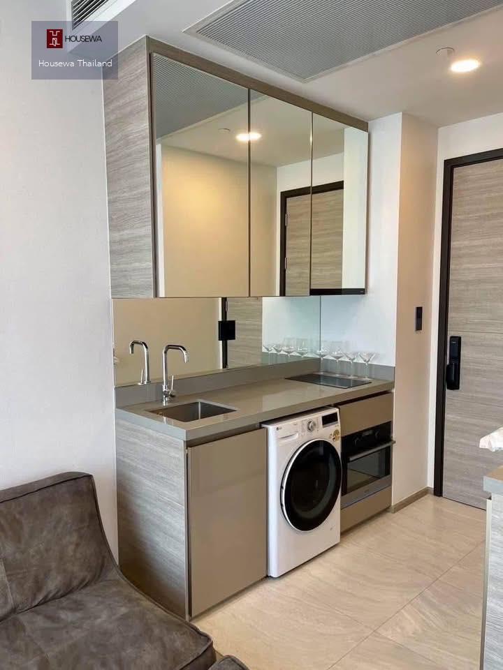 The Crest Park Residences