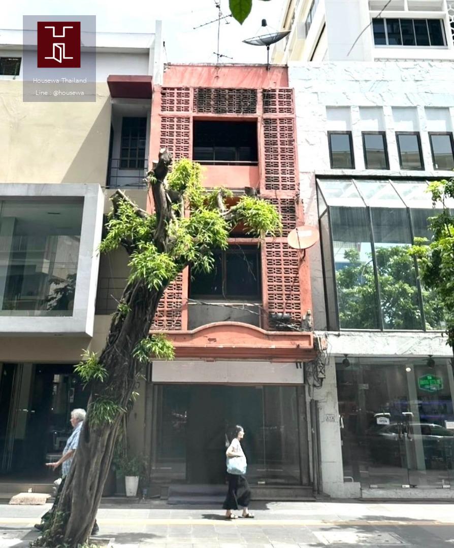 ให้เช่าอาคารพาณิชย์ ทำเลดีมาก ถนนสุขุมวิท (ใกล้พร้อมพงษ์)