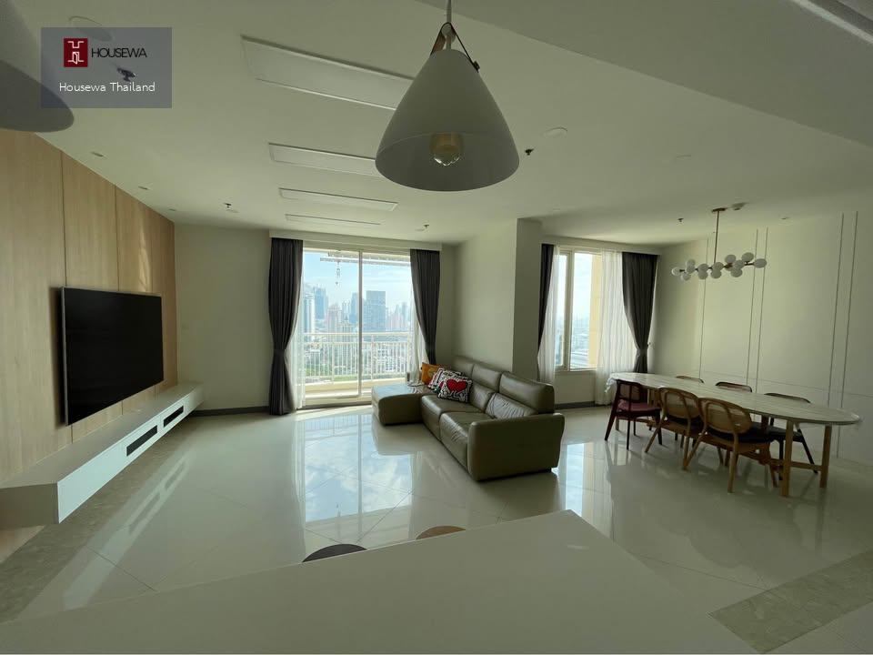 The Empire Place Sathorn