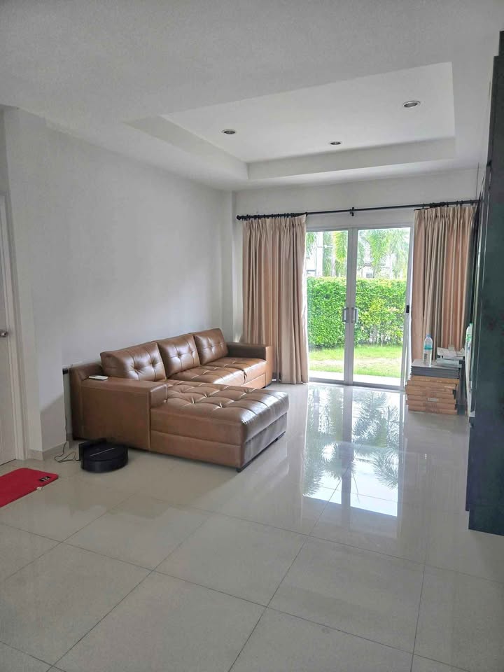 ให้เช่าบ้านเดี่ยวแต่งครบ หลังมุม โครงการรสิกาวิลล่าการ์เด้น 3 ใกล้ Central Westgate