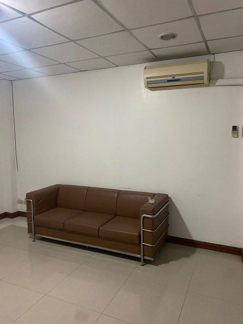 ให้เช่า ทาวน์เฮาส์ 3 ชั้น – ลาดพร้าว ซอย 29