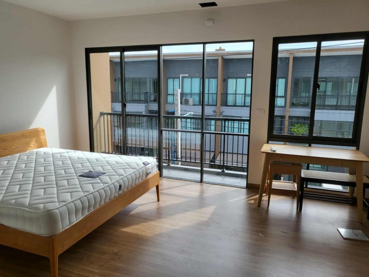 ขาย / เช่า บ้านกลางเมือง สุขุมวิท–อ่อนนุช