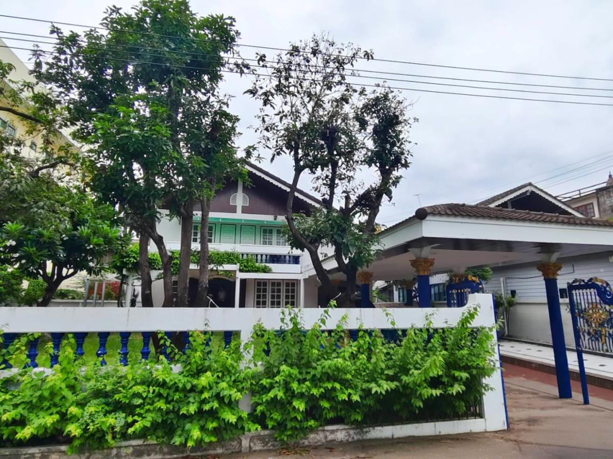 ขายบ้านเดี่ยว — รามคำแหง 60 แยก 2 (กรุงเทพกรีฑาซอย 7)