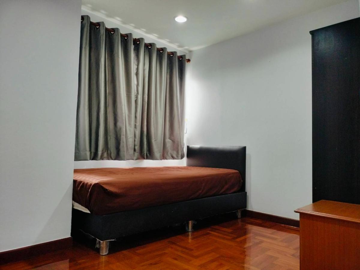 ให้เช่า – คอนโด วิทยุคอมเพล็กซ์ (Wittayu Complex Condominium)