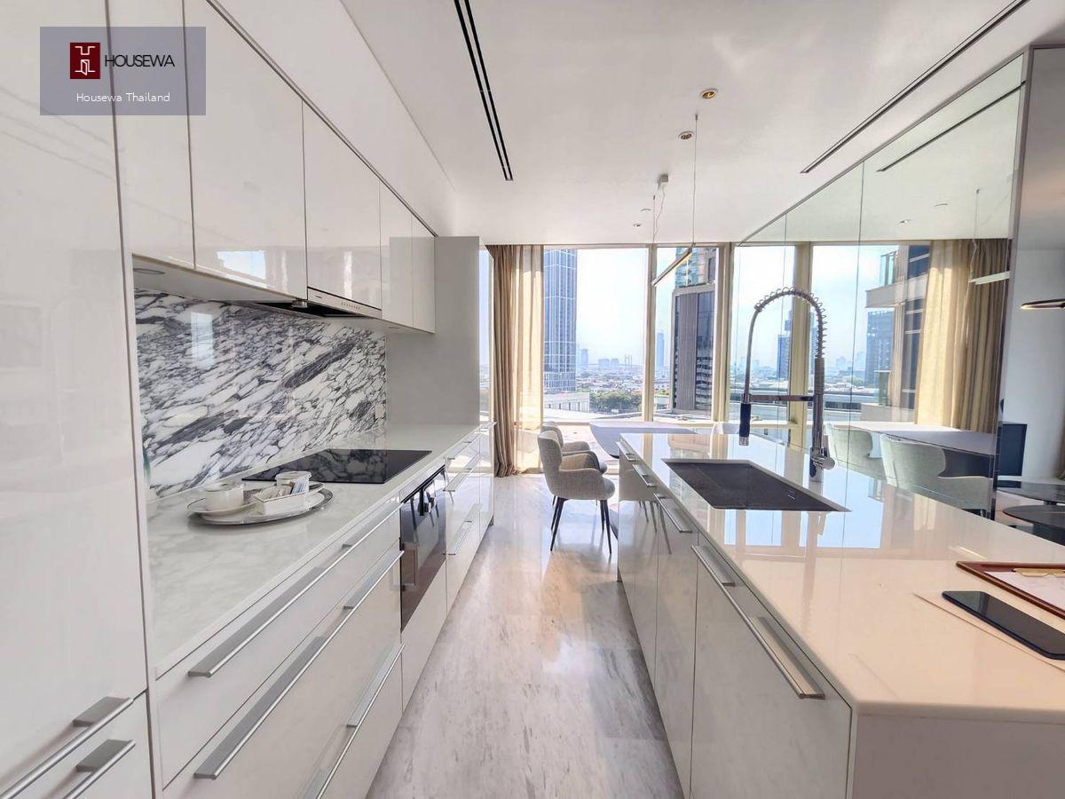 Four Seasons Private Residences Bangkok