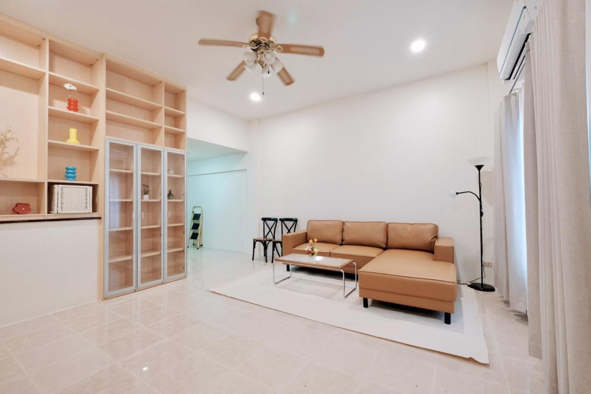 ให้เช่าทาวน์เฮ้าส์ 3 ชั้น หมู่บ้านแฮปปี้แลนด์วิวล์ ลาซาล 32 (สุขุมวิท 105)