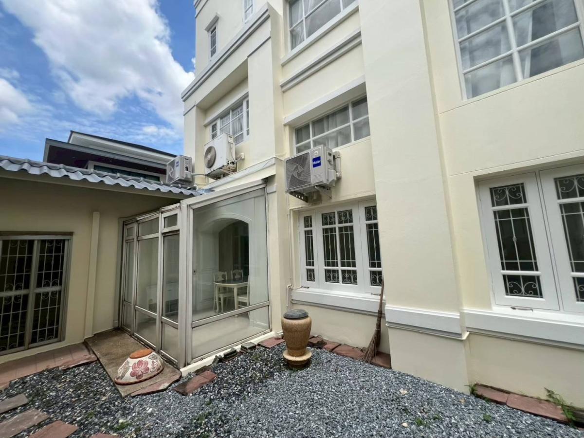 ทาวน์โฮม “หลังมุม” ให้เช่า – ซิตี้พลัส สุขุมวิท 50