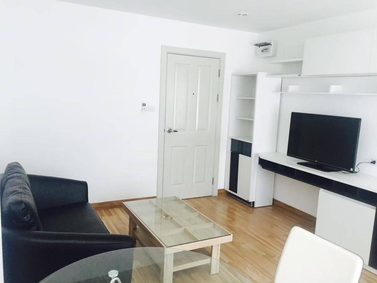 Condo for Sale | The One Plus Huamak 20 (หัวหมาก 20)