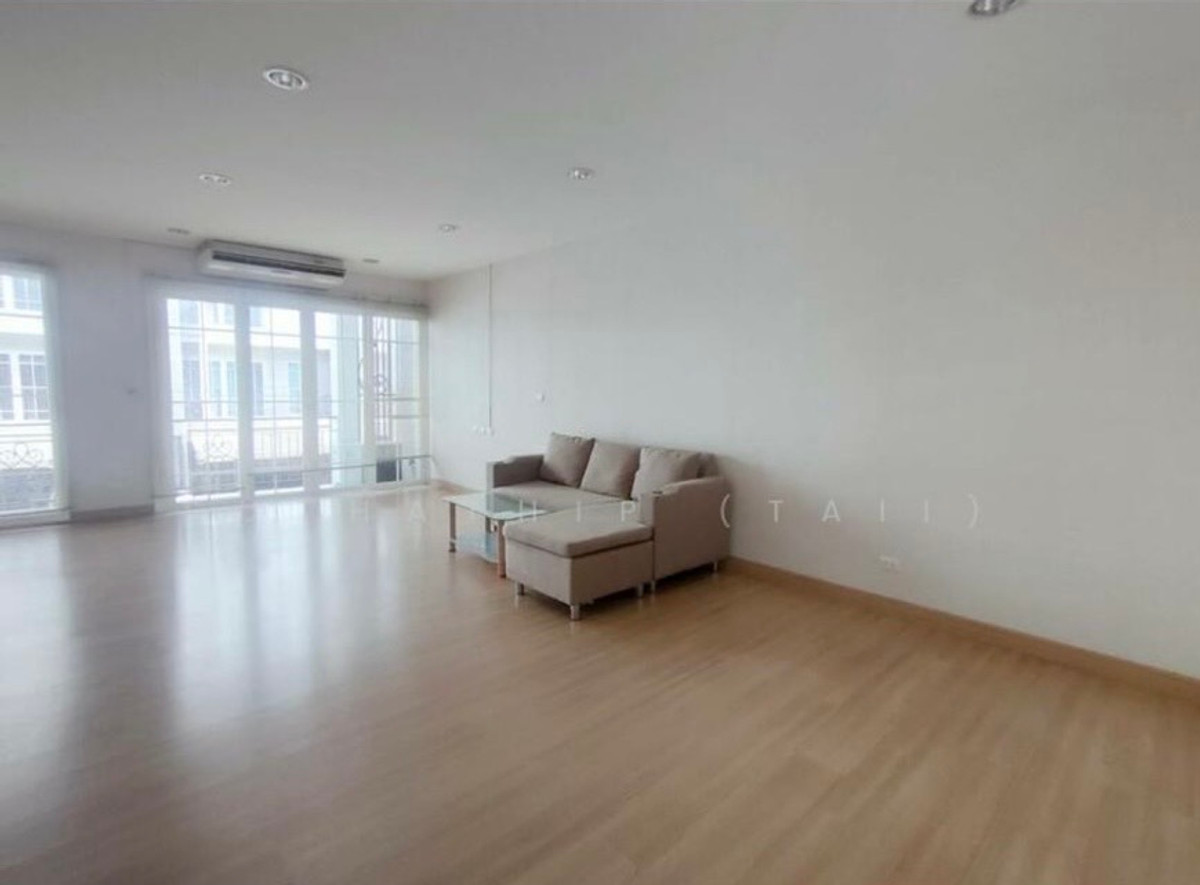 ให้เช่าโฮมออฟฟิศติด BTS อุดมสุข – The Master @BTS Udomsuk